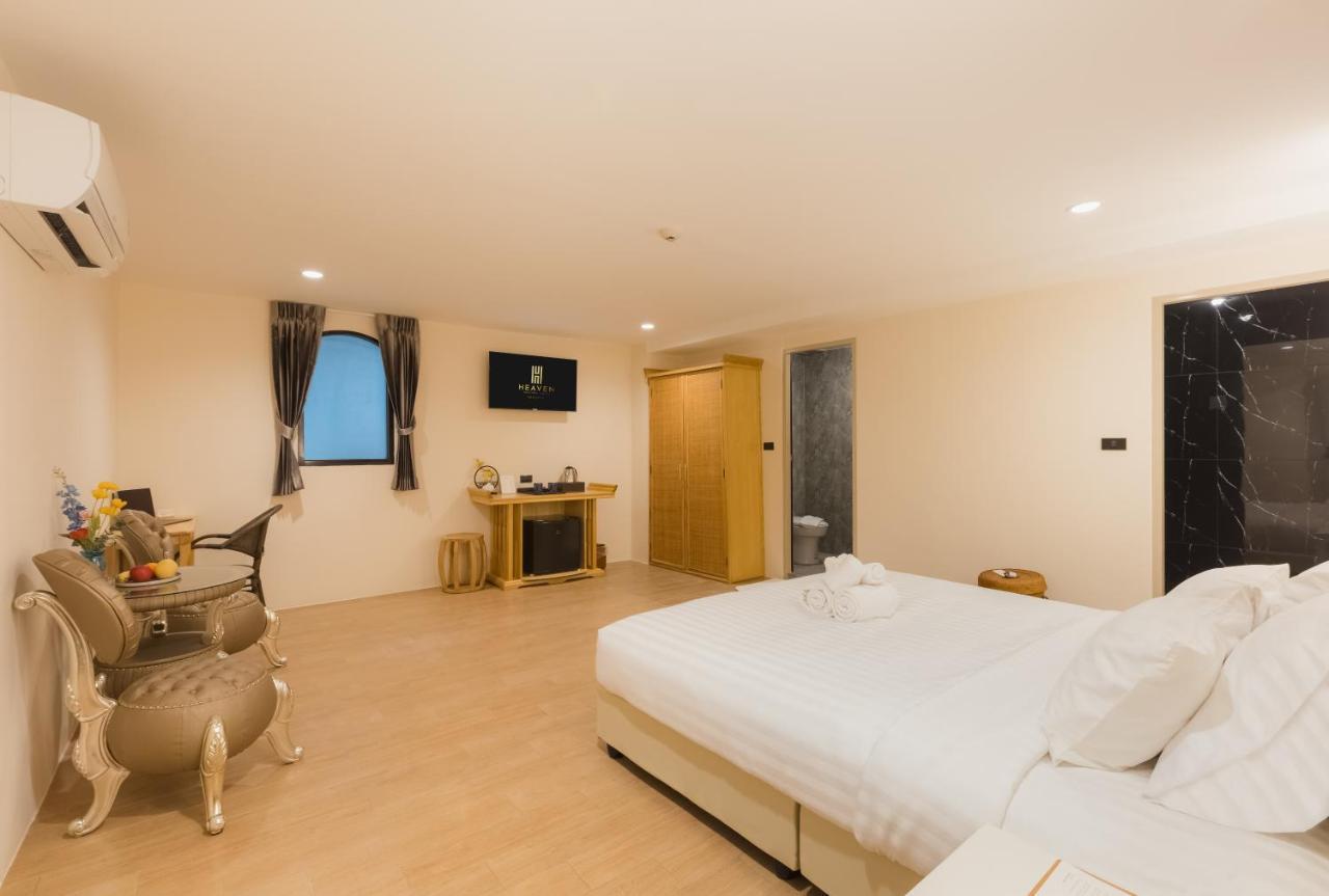 Heaven Boutique Hotel Банкок Екстериор снимка
