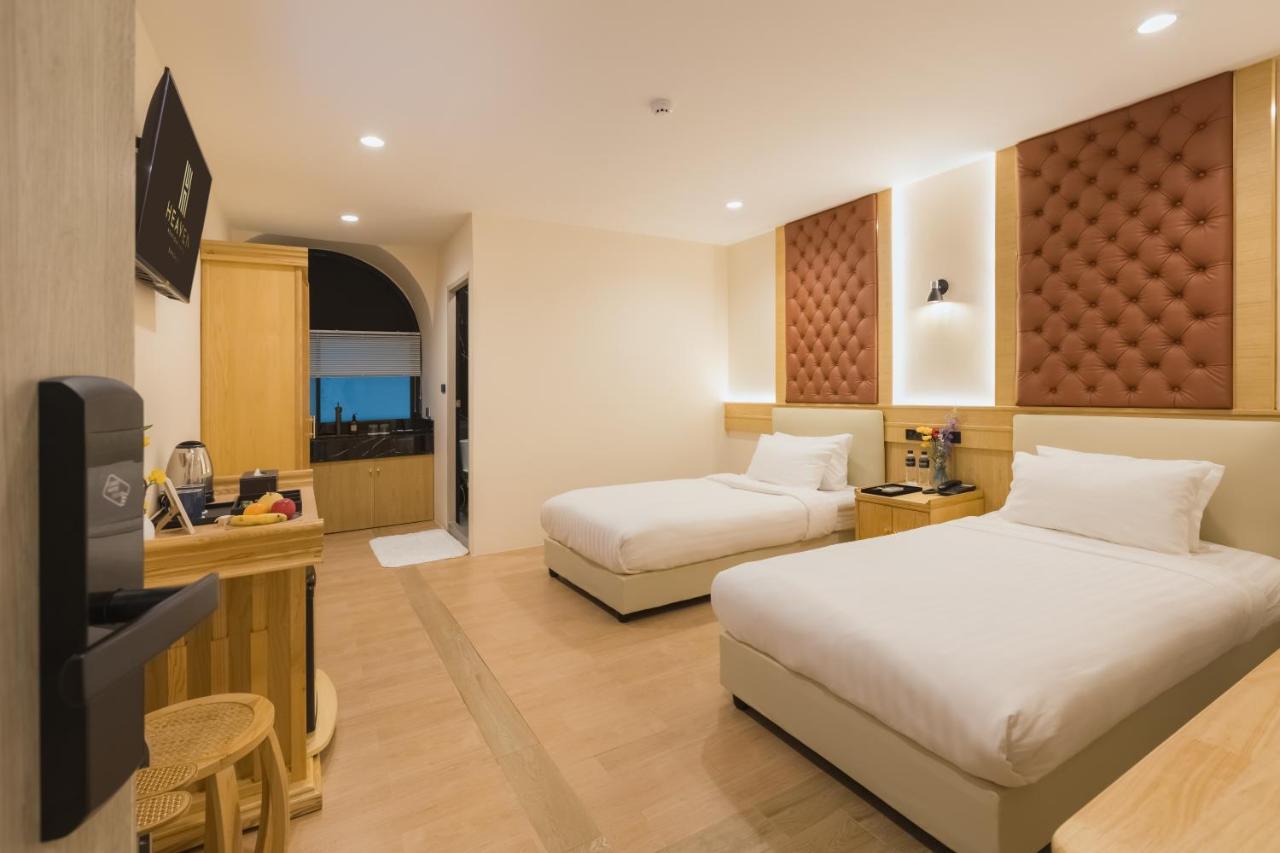 Heaven Boutique Hotel Банкок Екстериор снимка